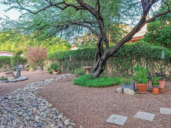 5th image of 9830 N Canyon Brook Pl