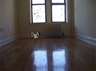 212-214 Avenue B, New York, NY 10009