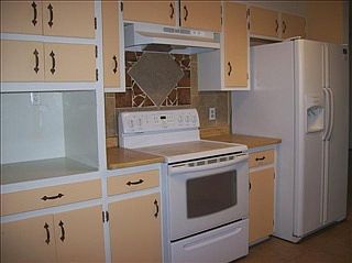 4th image of 2207 S Union Ave