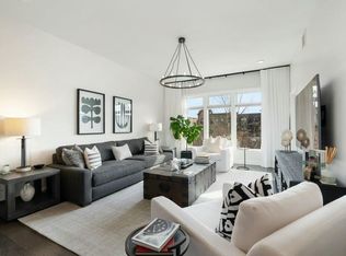 828 Bobcat Ave #303, Columbus, OH 43212