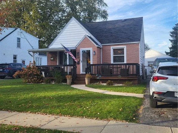 310 Ogden Rd, Tonawanda, NY 14150