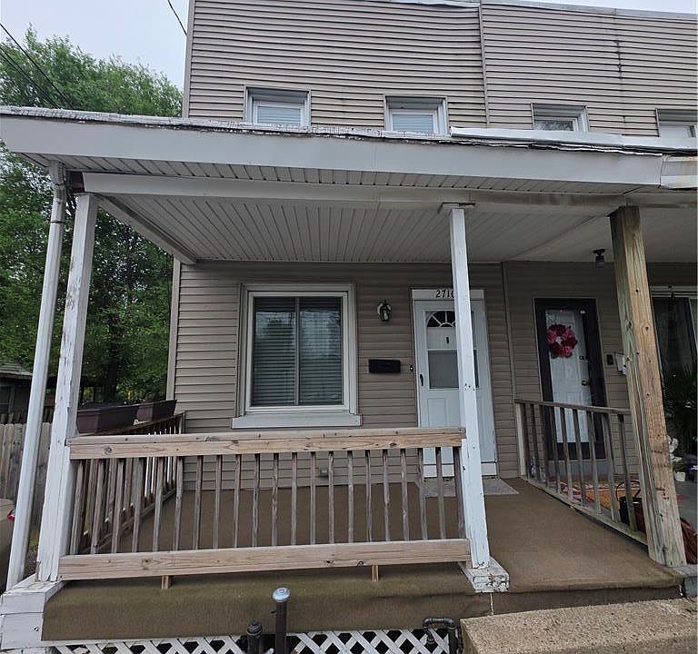 1st image of 2710 Columbia St