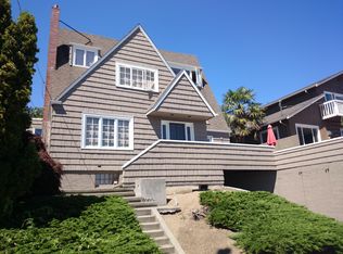 2739 36th Ave SW, Seattle, WA 98126