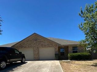 98 Gehler Cir #B, Nolanville, TX 76559
