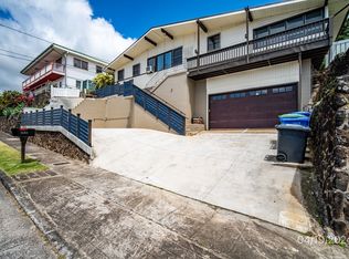 1483 Mahiole St #B, Honolulu, HI 96819