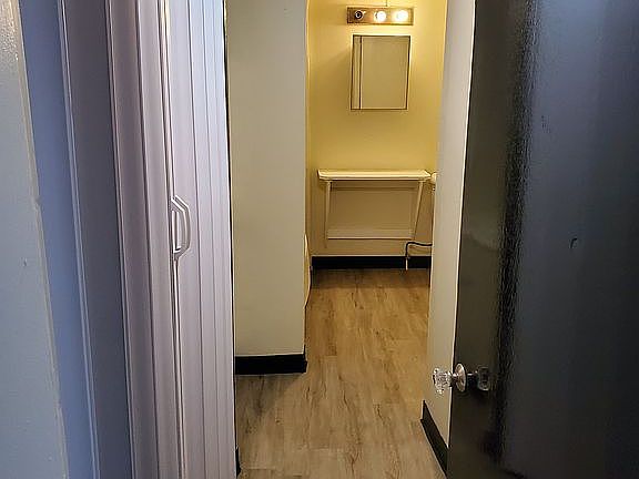 3rd image of 5715 Fullerton Ave APT 5