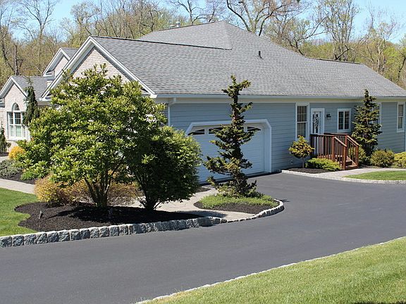 5th image of 7 Carley Ct