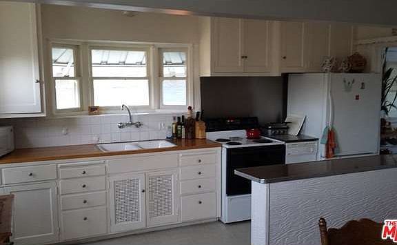 4th image of 4661 W 63rd St