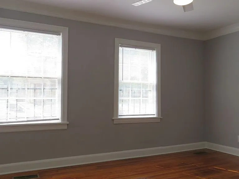 1612 Netherwood Ave — Photo 4