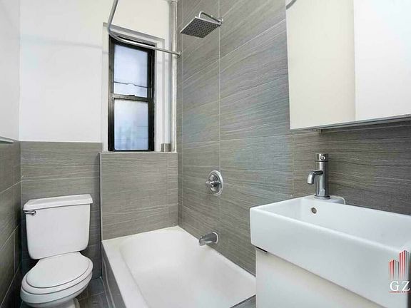 4th image of 110 Convent Ave #26A