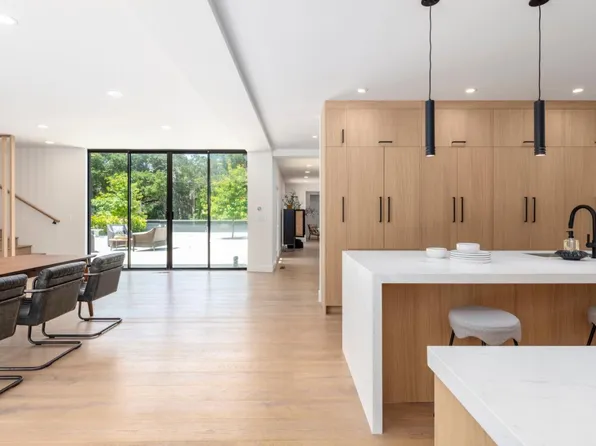 12 Las Aromas, Orinda, CA 94563