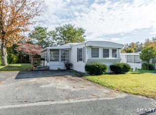 166 Pocono Point Rd #166, Danbury, CT 06810