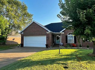 2619 Irish Ivy Ln, Henderson, KY 42420