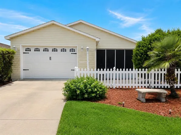 481 Hildalgo Dr, The Villages, FL 32159