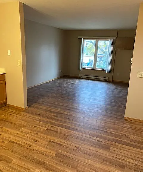 2111 Parmenter St — Photo 4