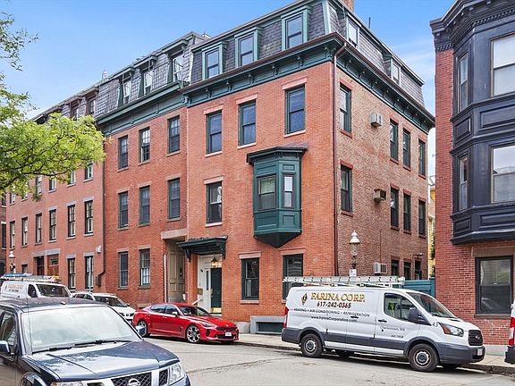 3rd image of 12 Washington St APT 3