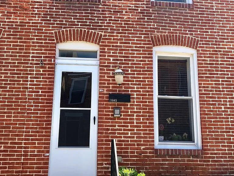 1605 Patapsco St — Photo 1
