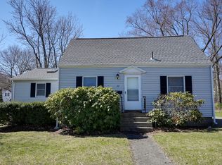 32 Wesleyan Ter, Shrewsbury, MA 01545