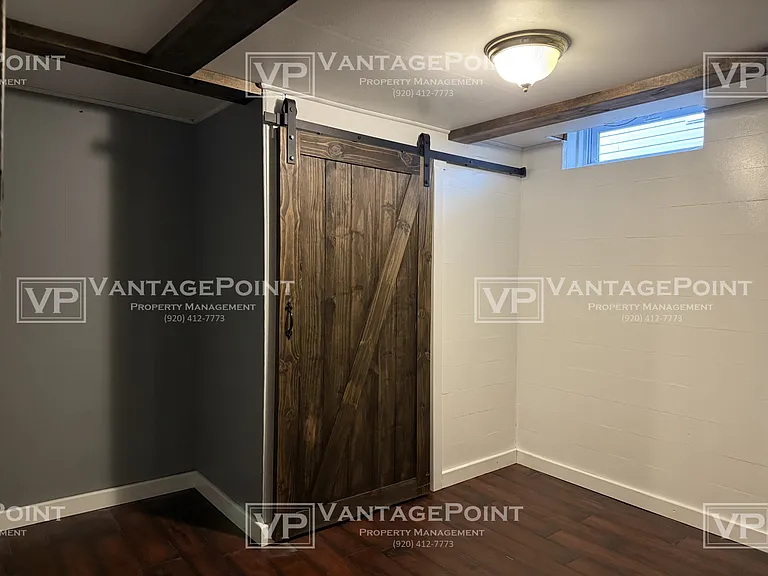 826 N Hawthorne Dr — Photo 18