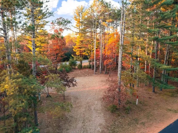 1057 East Queens Way #42, Nekoosa, WI 54457