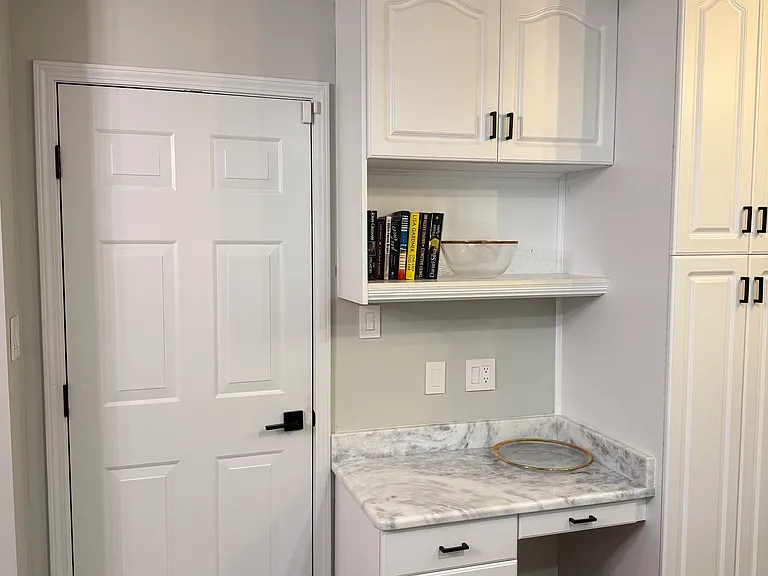 1011 Greystone Cir — Photo 11