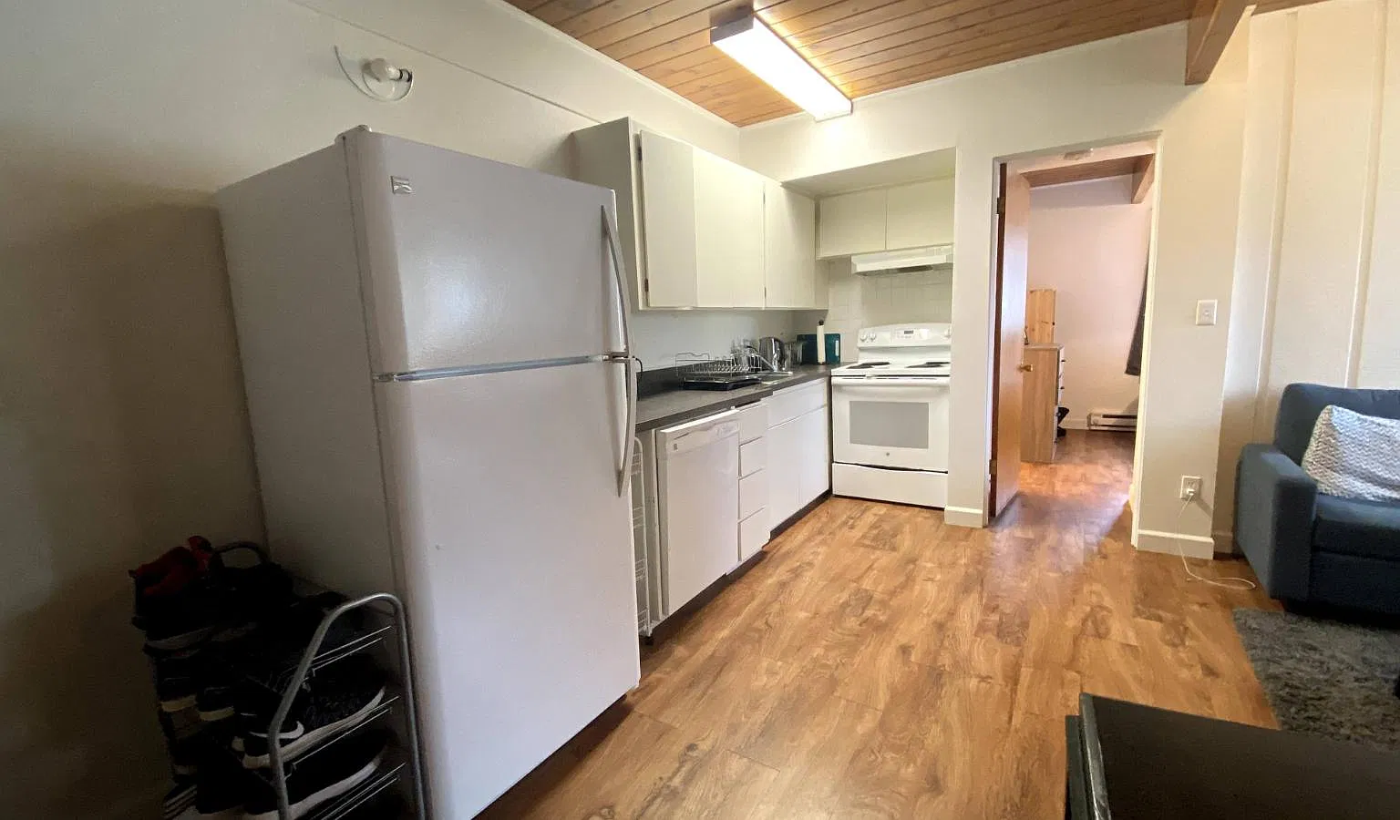 1 bed, 500 sqft, $1,050 — Photo 3
