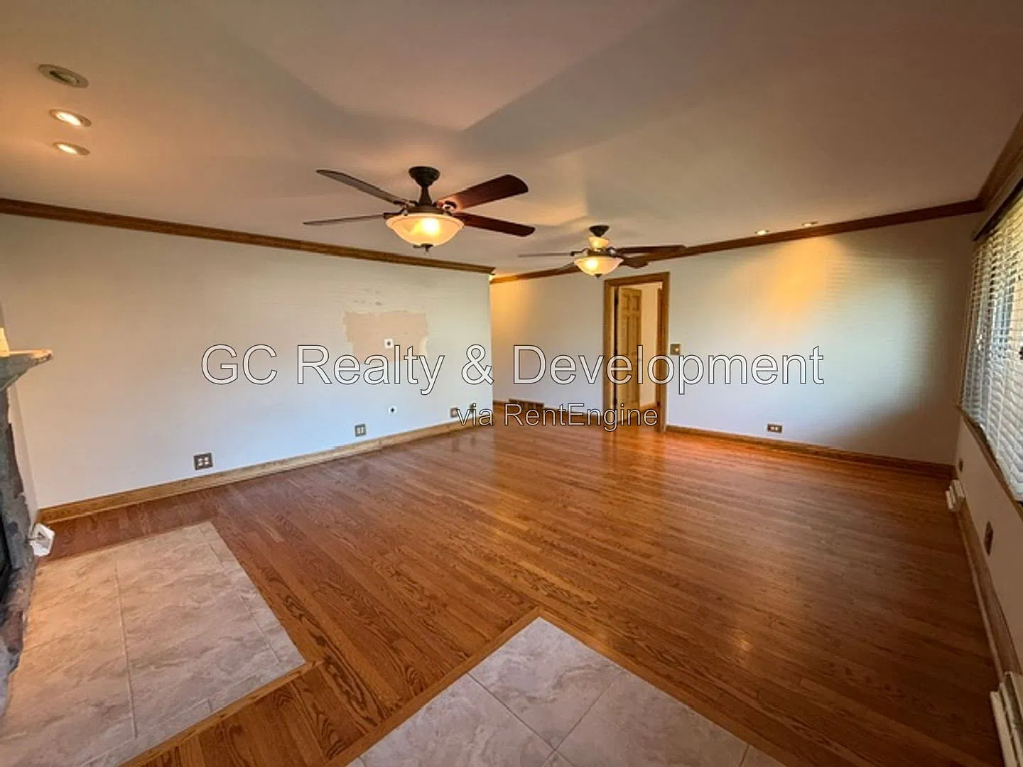 3 bed, 2.0 bath, 1440 sqft, $2,550 — Photo 3