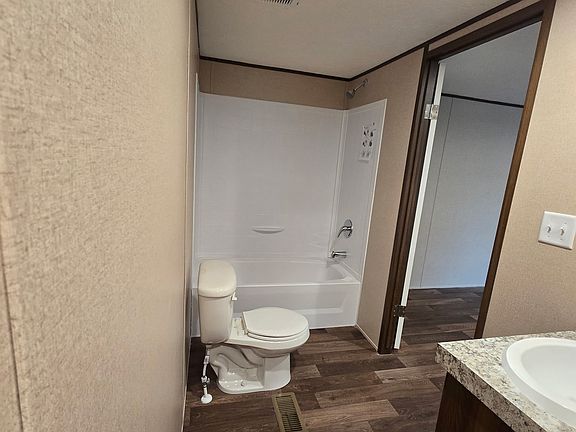 3rd image of 4011 Westover Dr #21