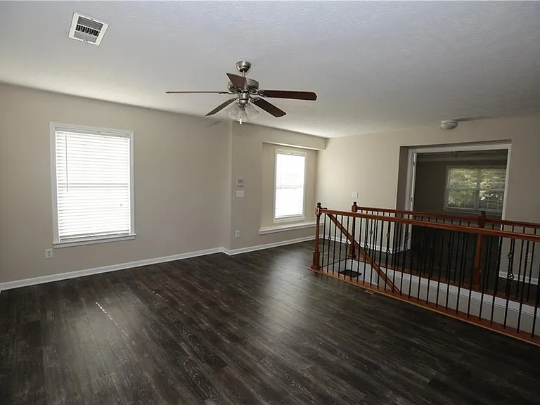 173 Parkmont Ct — Photo 18