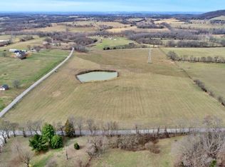 8 Gross Ln, Hartsville, TN 37074