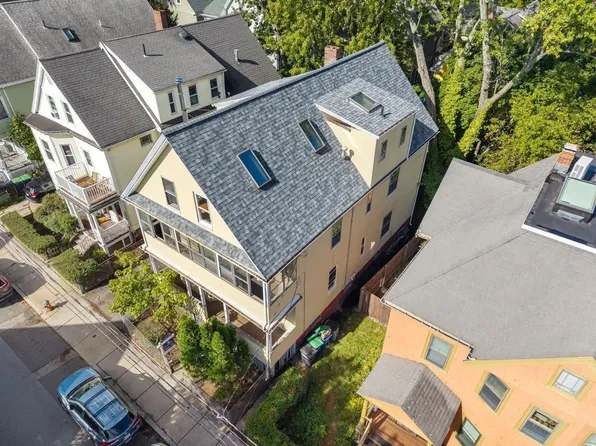 52 Burnside Ave, Somerville, MA 02144