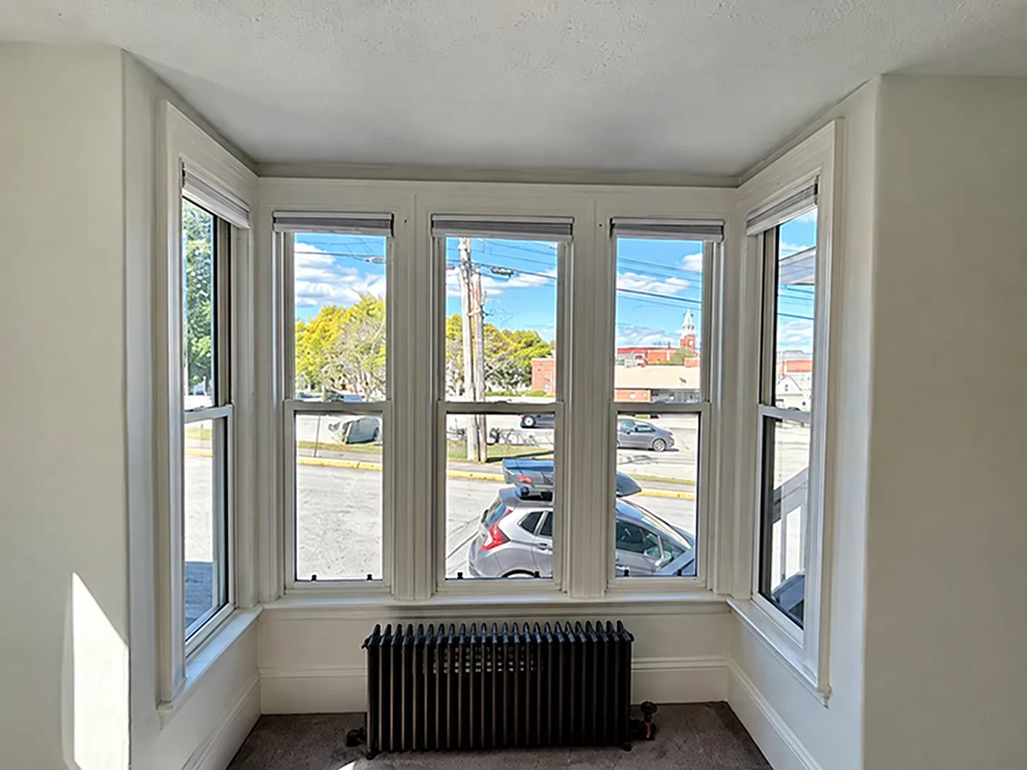 3 bed, $1,900 — Photo 4
