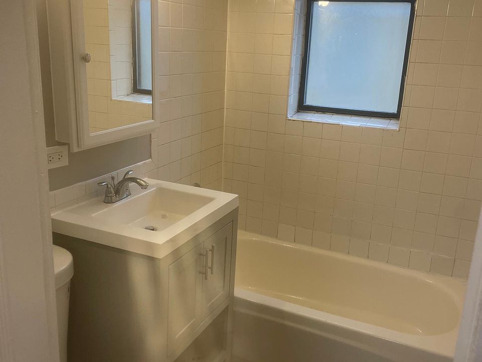 1st image of 5647 W Washington Blvd #1S