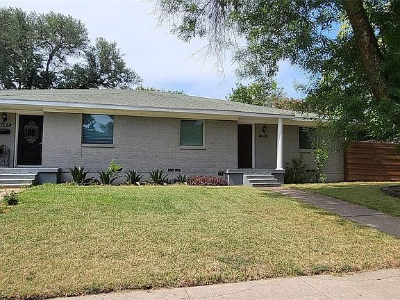 3rd image of 3749 High Vista Dr