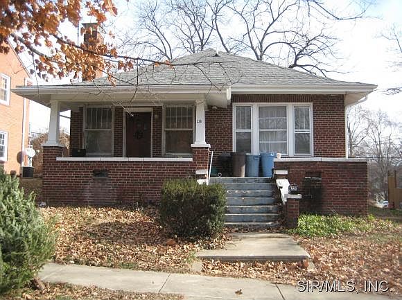 1st image of 220 Eastern Ave