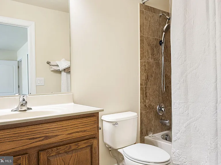 1417 Stockton Rd — Photo 21