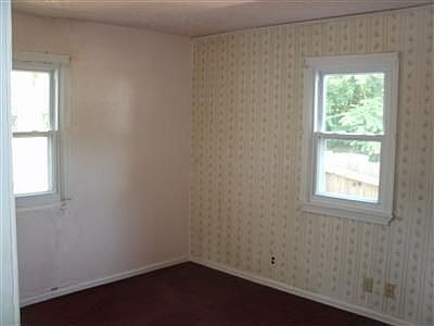 4th image of 1307 Kingsley Ave