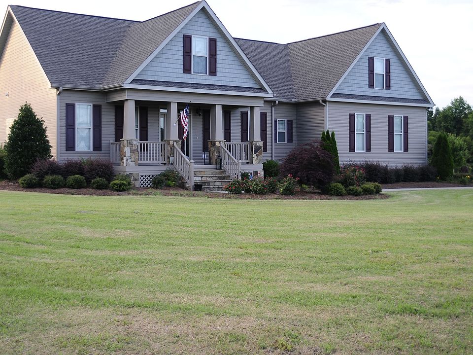 1st image of 185 Winged Foot Dr