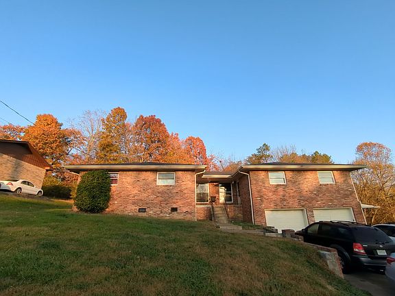 3rd image of 4669 Cary Ln
