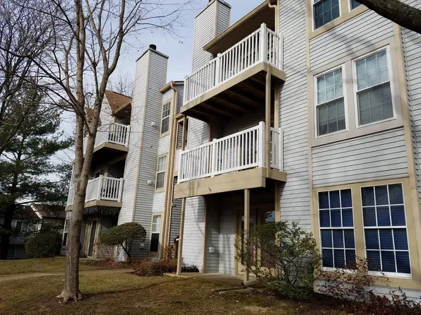 6015 Rock Glen Dr Unit 405, Elkridge, MD 21075