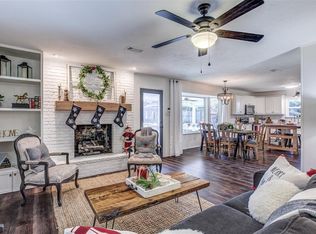 1608 W Lavender Ln, Arlington, TX 76013