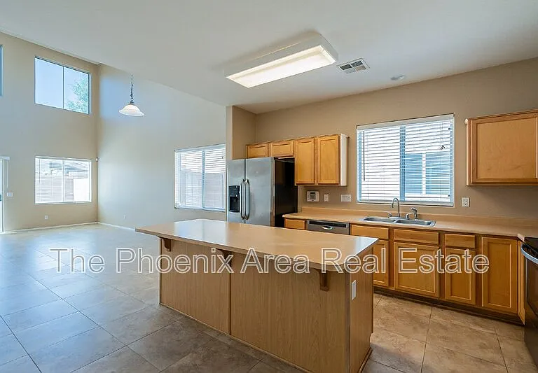 44299 W Oster Dr — Photo 7