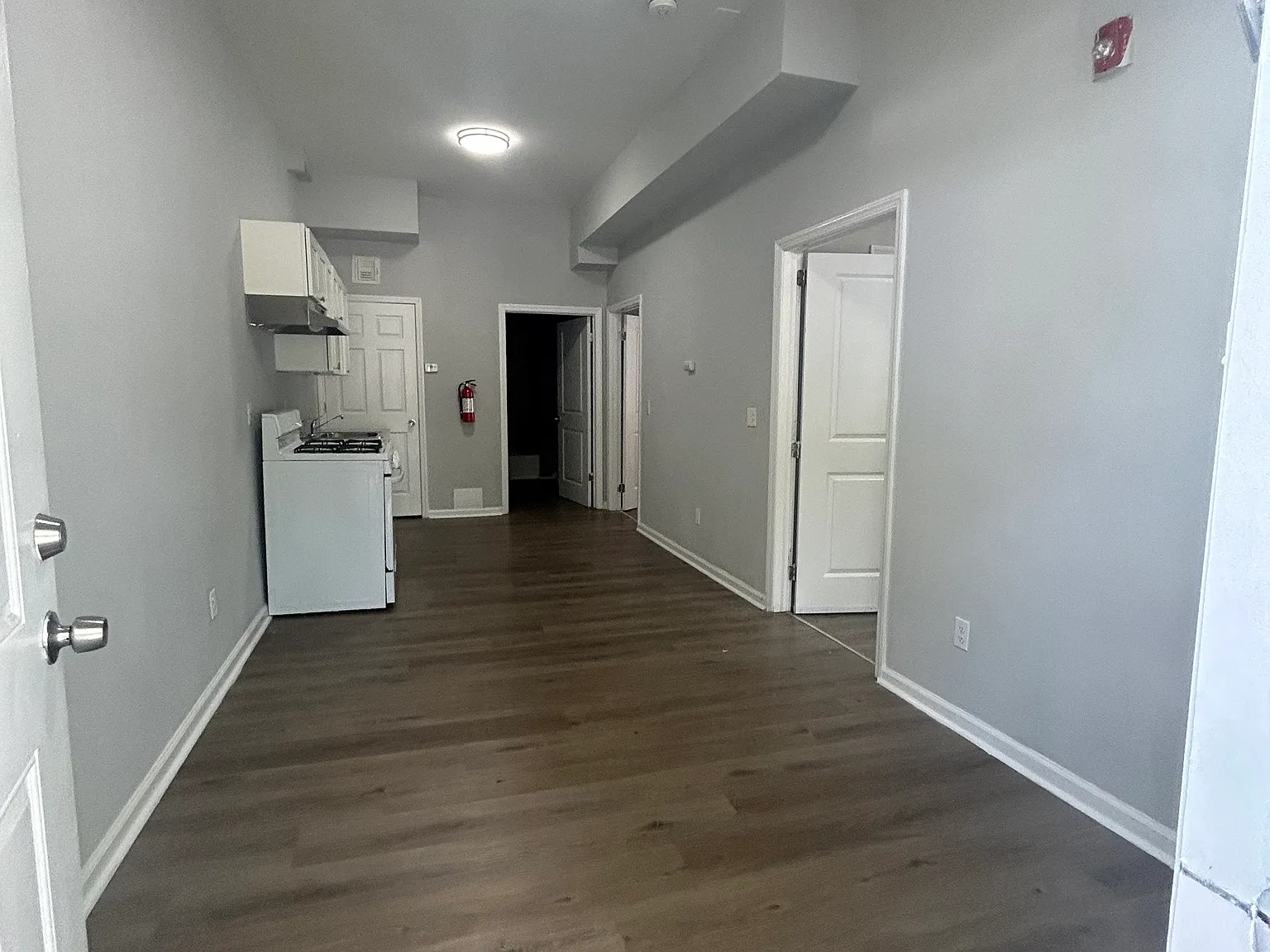 2 bed, $1,636 — Photo 2