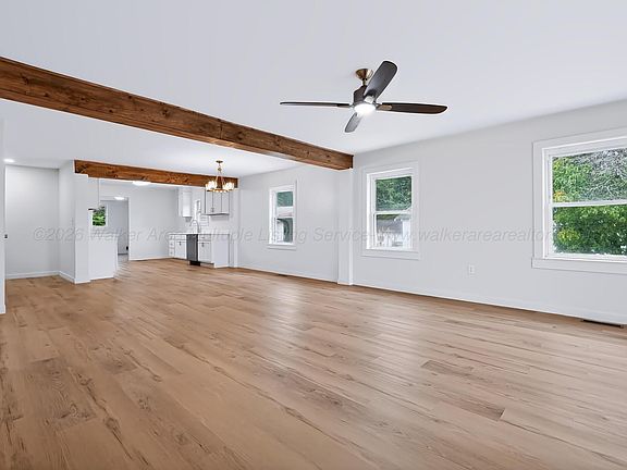 5th image of 905 Airport Rd S