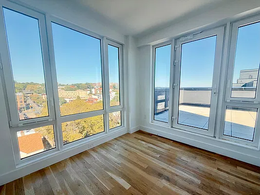 Living room, photo 2