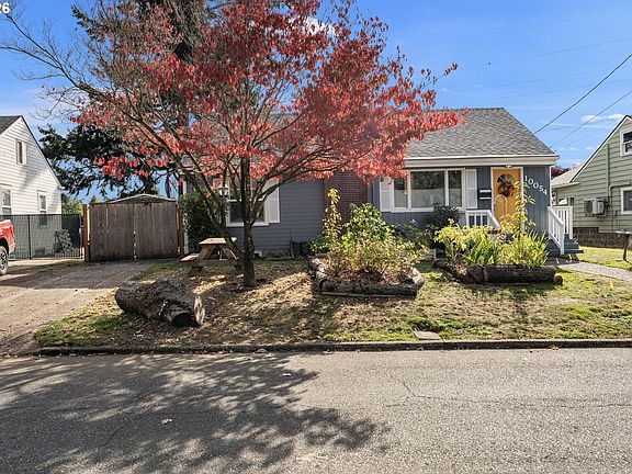 2nd image of 10054 NE Weidler St