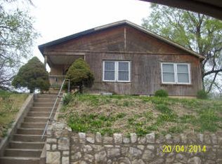 3005 Angelique St, Saint Joseph, MO 64501