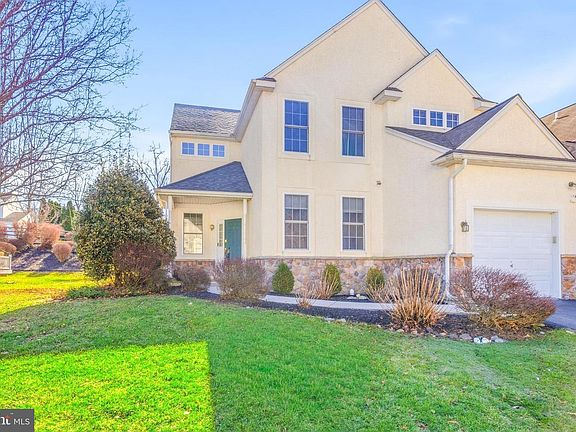 2nd image of 902 Chiswell Dr