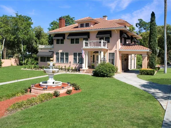 347 E 3rd Ave, Mount Dora, FL 32757
