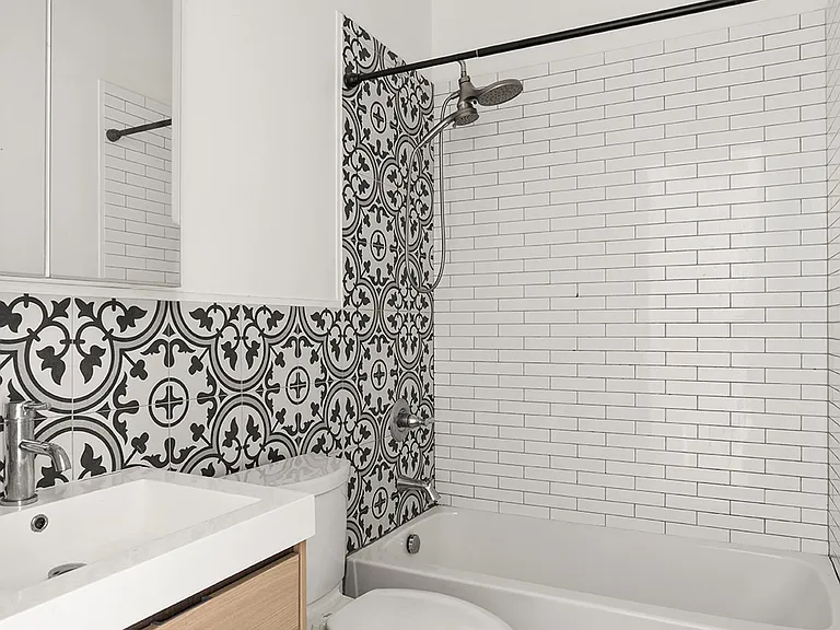 7218 Forest Ave #2L — Photo 7